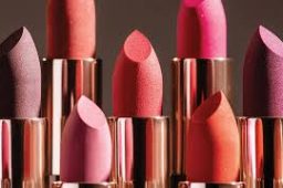 چطور رنگ رژ لب مناسب پوستت رو انتخاب کنی؟